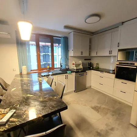 Daire 4-bedrooms Luxury Very Close To Lift Bansko