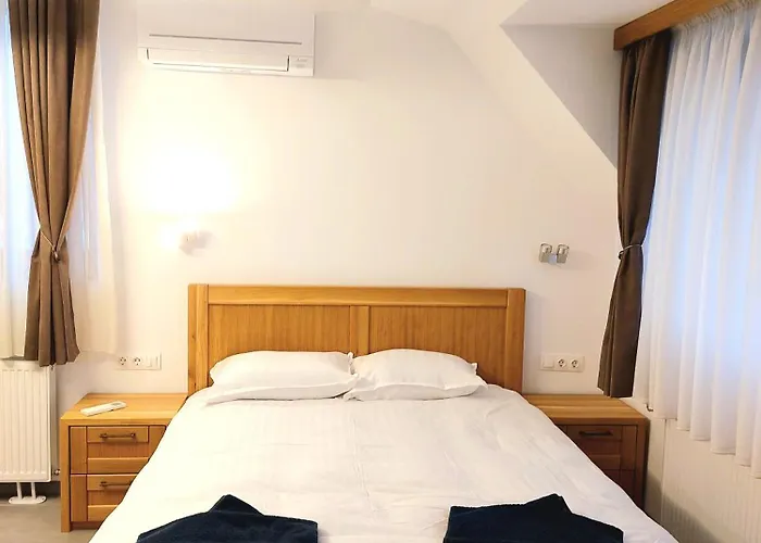 Апартамент 4-bedrooms Luxury Very Close To Lift Банско